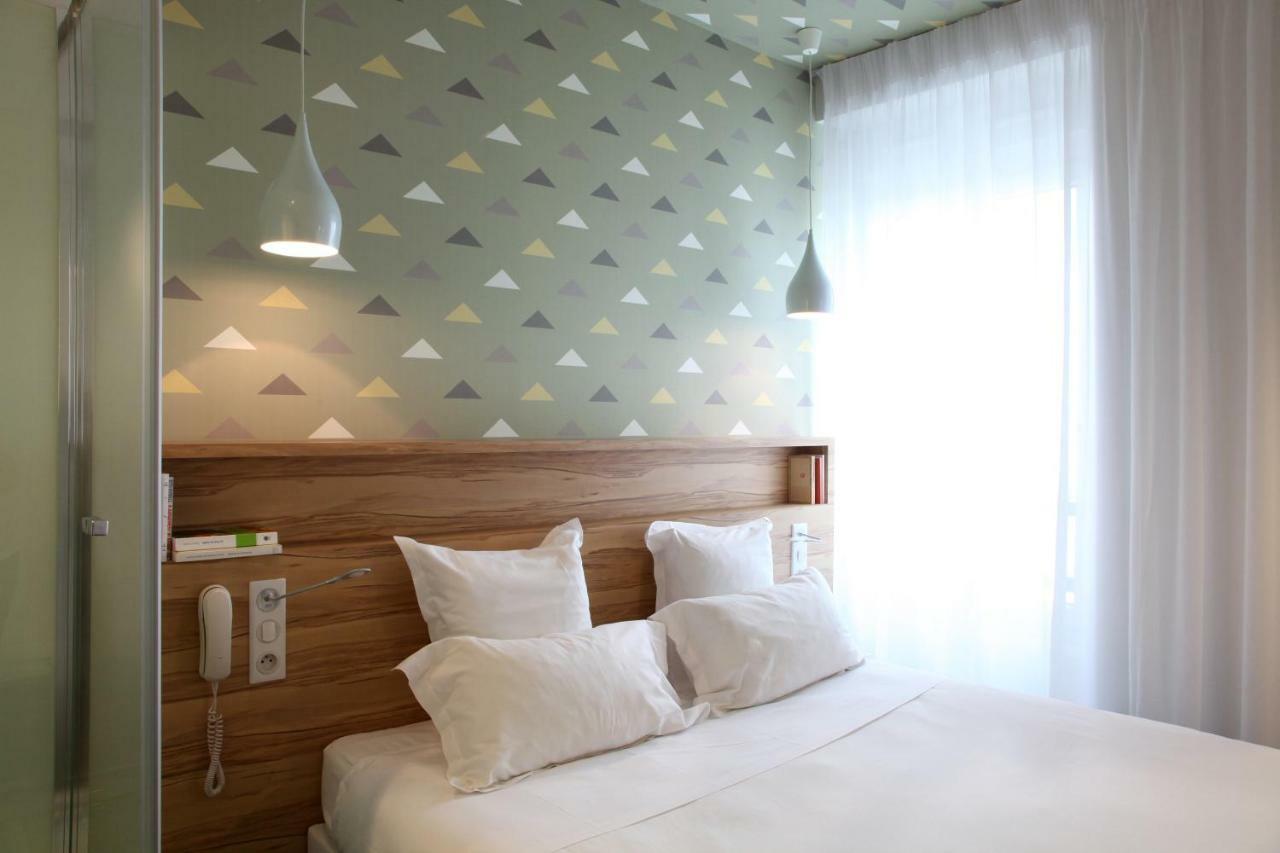 Hotel Et Apparts Marin لافال المظهر الخارجي الصورة