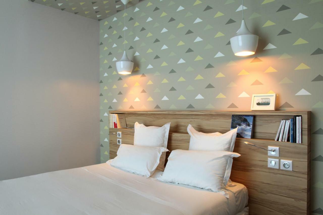 Hotel Et Apparts Marin لافال المظهر الخارجي الصورة
